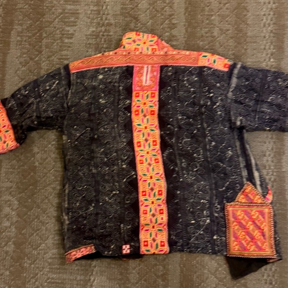 Beautiful Embroidered Jacket from Nepal - Picture 9 of 9